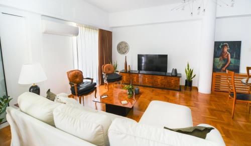 Φωτεινό κομψό & άνετο διαμέρισμα κοντά στο κέντρο!