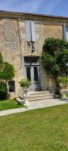 Κήπος έξω από το Le Clos Réaud