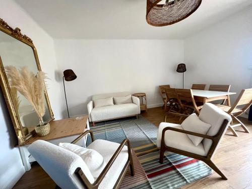 Et opholdsområde på Appartement Mourillon vue mer