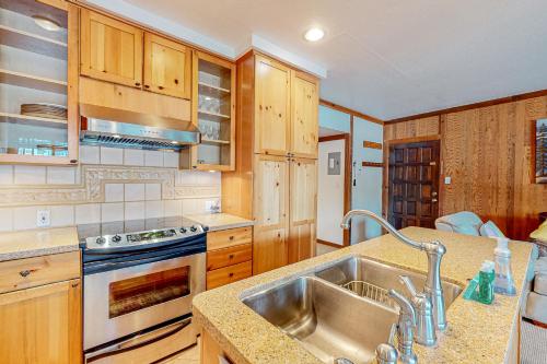 Dapur atau dapur kecil di Mountain Time Escape