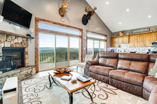 Χώρος καθιστικού στο Mountain View Escape