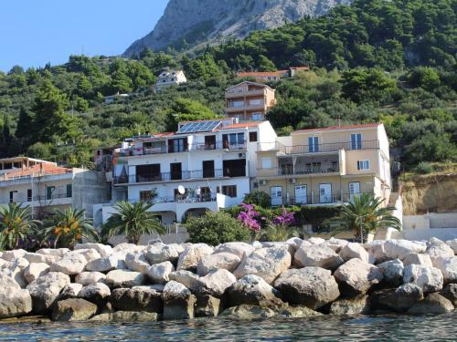 Apartments by the sea Podgora - Makarska - 21378