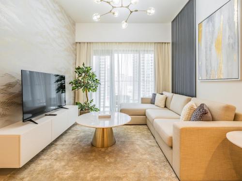 Radiant 1BR in Burj Royale - Downtown Dubai