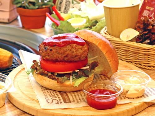 Mad i luksusteltet eller i nærheden