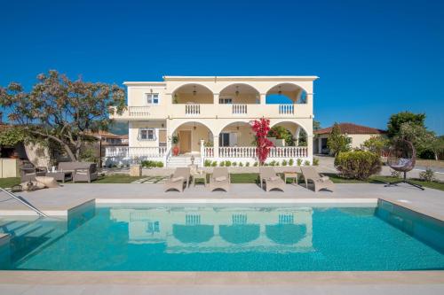 La Casa Di Nina - Villa with Private Pool, by ZanteWize