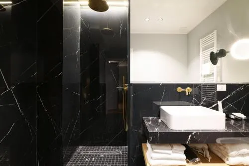 PRESTIGE BOUTIQUE APARTHOTEL - Piazza Duomo View photo 8