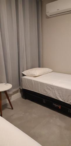 Katil atau katil-katil dalam bilik di Ap 305 Praia Castelhanos