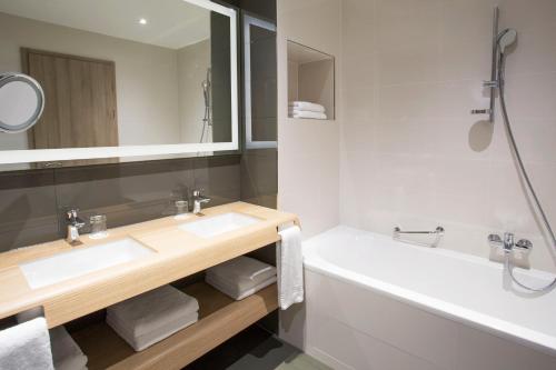 Koupelna v ubytování Sheraton Dubrovnik Riviera Hotel