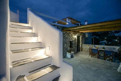 Balkón nebo terasa v ubytování Naxos Pantheon House Panoramic View