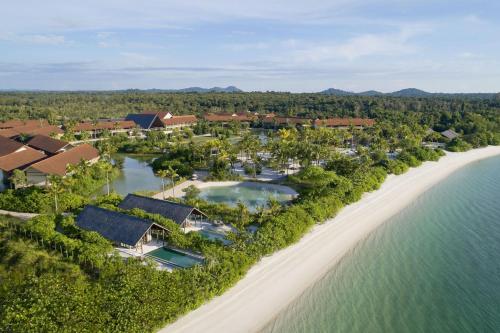an aerial view of a resort on a beach at Sheraton Belitung Resort in Tanjungbinga