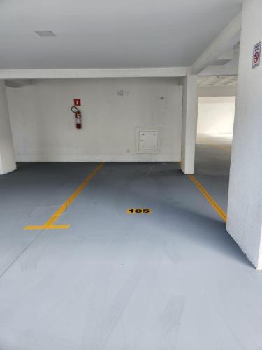 Κάτοψη του Apartamento com Garagem Cabo Frio