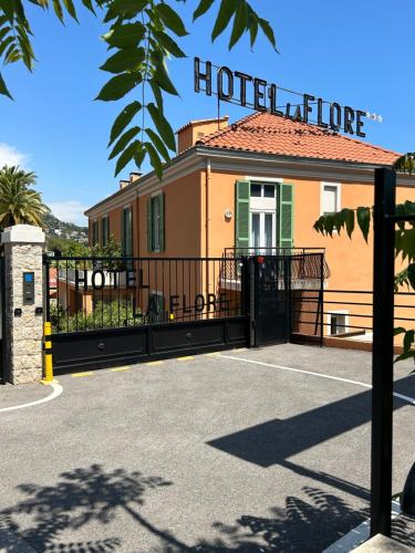 Το κτήριο όπου στεγάζεται  το ξενοδοχείο