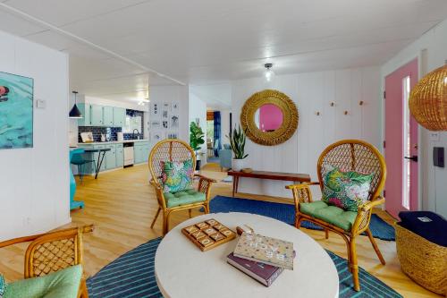 Η κουζίνα ή μικρή κουζίνα στο Good Beach Getaway