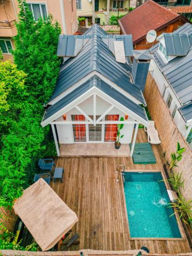 an overhead view of a house with a swimming pool at Latte Villas in Sapanca