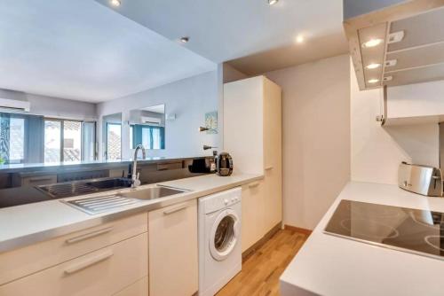 Chic Designer Apartment