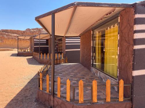 Foto dalla galleria di Desert Island Camp a Wadi Rum