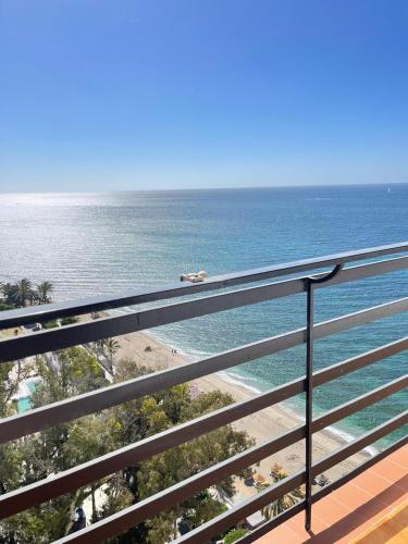 APARTAMENTO LUJOSO y MODERNO VISTAS PANORAMICAS AL MAR photo 17
