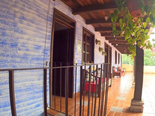 Gambar di galeri bagi Hotel El Mirador Anexo 1 di Santa Lucía Milpas Altas