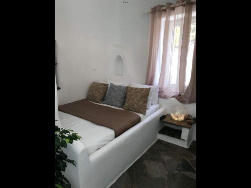 Gallery image of Amarielia's Studios in Tinos Town