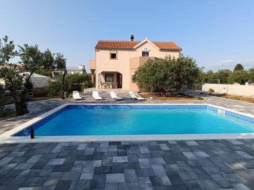 Vacation house TOKET - 6+2 person