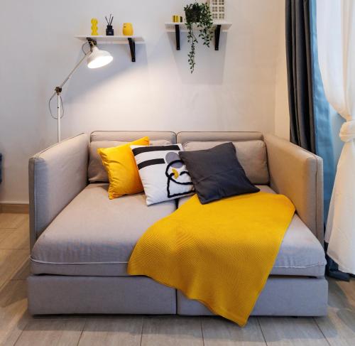 Cozy Market-Square retreat located in the heart of the 10th district