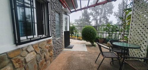 Ein Balkon oder eine Terrasse in der Unterkunft JCGA Apartments (Angelo's Burnham)