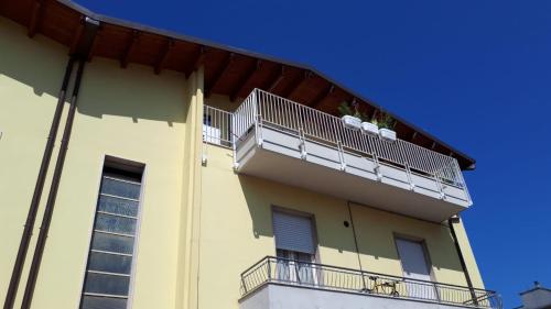 Balkón nebo terasa v ubytování CASA KLIMT vicinissima al mare parcheggio privato gratuito se disponibile