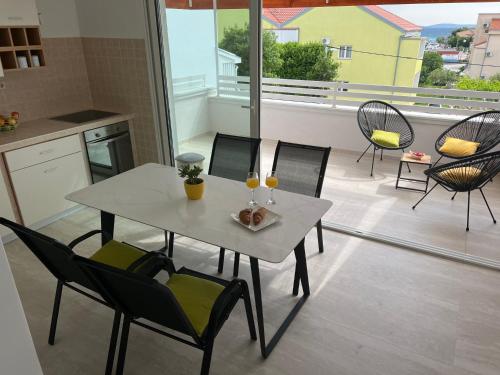 Apartments Xenia Pakoštane