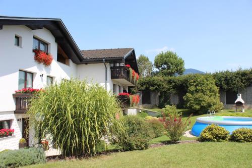 Zahrada ubytování Garden Apartments Janša