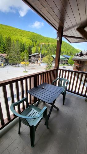 Balkoni atau teres di La terrazza sulle piste Val di Luce - BIANCHERIA INCLUSA