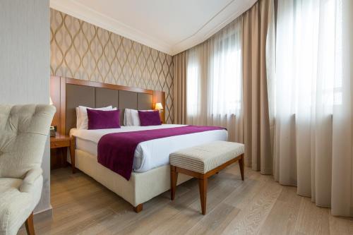 Katil atau katil-katil dalam bilik di Xenon Hotel & SPA