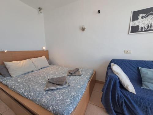 Comfortable Lucy apartment 706 with amazing sea-view