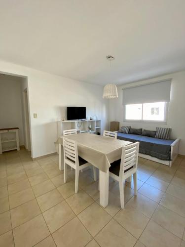 Constitucion 1532 PP