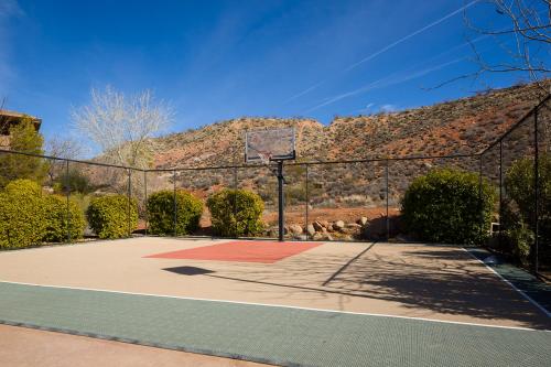 Φωτογραφία από το άλμπουμ του H5 The Kestrel L Ground Floor 3-bedroom Hillside View σε Hurricane