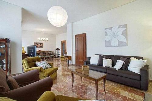 Frati Bigi With Two Bedrooms And Parking