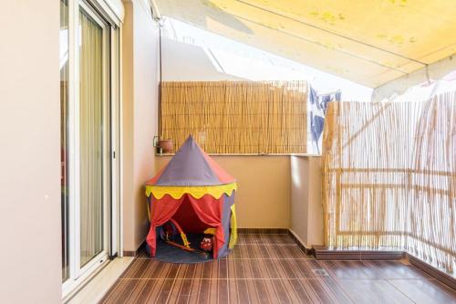 Best Family House,Acropolis view,5 min from metro