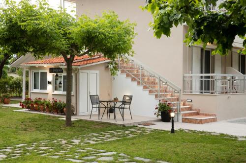 Evaggelia rental apartments
