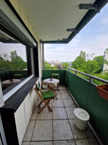 Μπαλκόνι ή βεράντα στο Apartment mit Balkon, perfekt als Monteurwohnung oder Stundentenwohnung