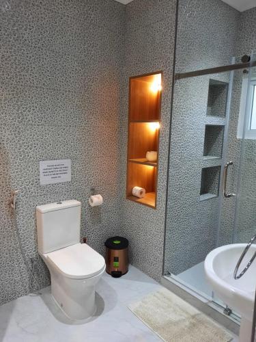 Un baño de Cella Villa