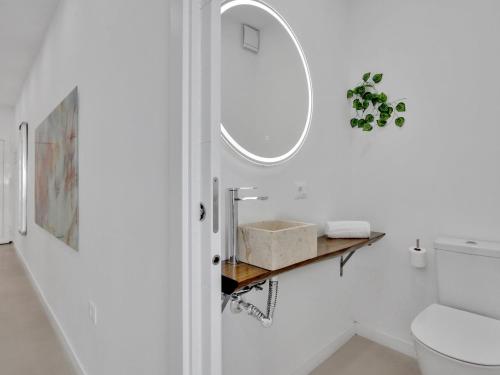 CASA MARINITA, Top Floor, Direct access to the Seafront