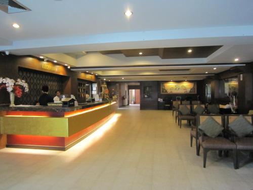 
De lobby of receptie bij Sarita Chalet & Spa Hotel
