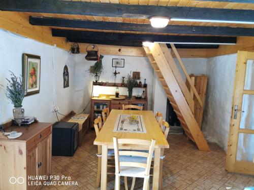 Authentic House Pelegrinka – Photos 3