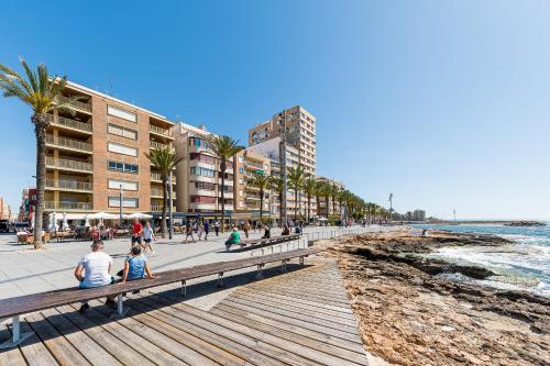 Apolo luxury -seaside modern apartment