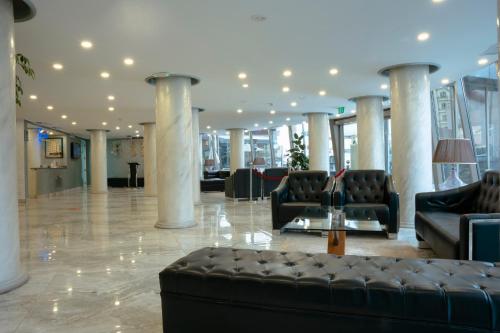 Χώρος καθιστικού στο Salmiya Grand Hotel