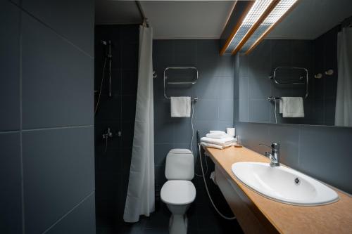 Ванная комната в Hotelli Uninen Loviisa