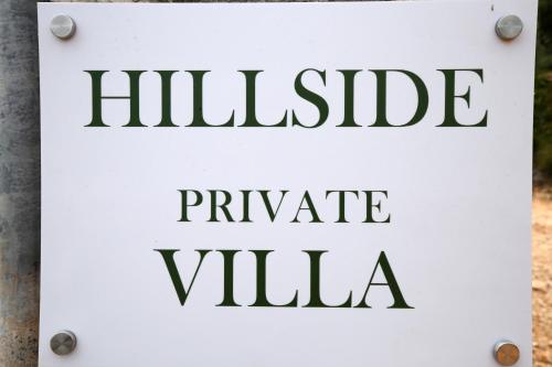 Сертификат, награда, вывеска или другой документ, выставленный в Hillside Private Villa Lefkada