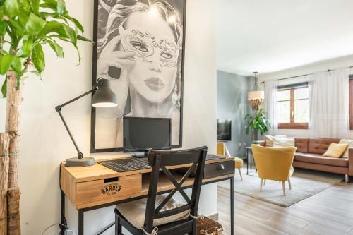 Spacious apartment next to Plaza de la Merced by REMS
