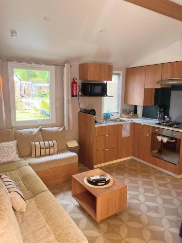 Mobil home camping 4 étoiles les Viviers 2 chambres