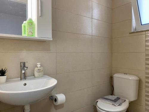 El Greco Apartment, in Kos town, Steps from the Beach - No 6