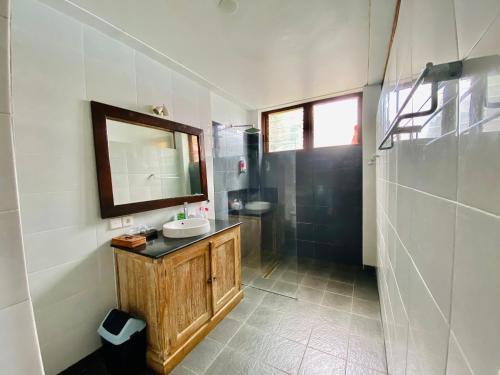Koupelna v ubytování Lembongan Sanctuary Villas